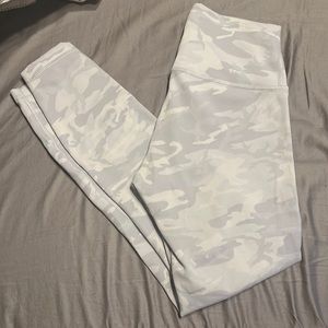Lululemon leggings